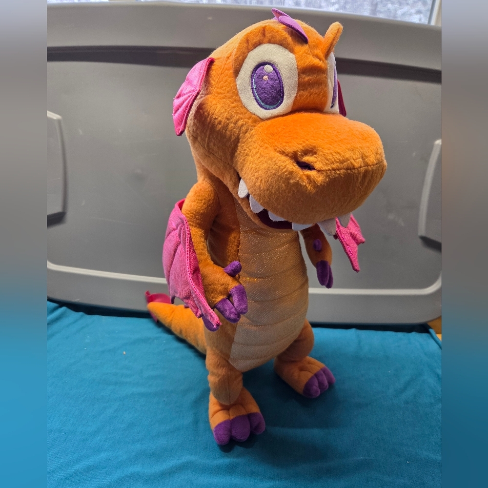 Sparky the Dragon Puppet Plush Abingdon Vacation Bible School Knights Castle 18"